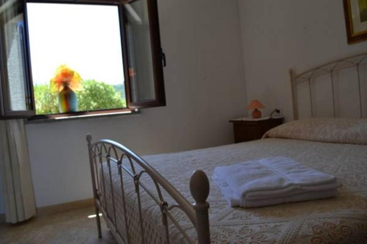 Agriturismo Lu Stabbiacciu Aglientu Esterno foto