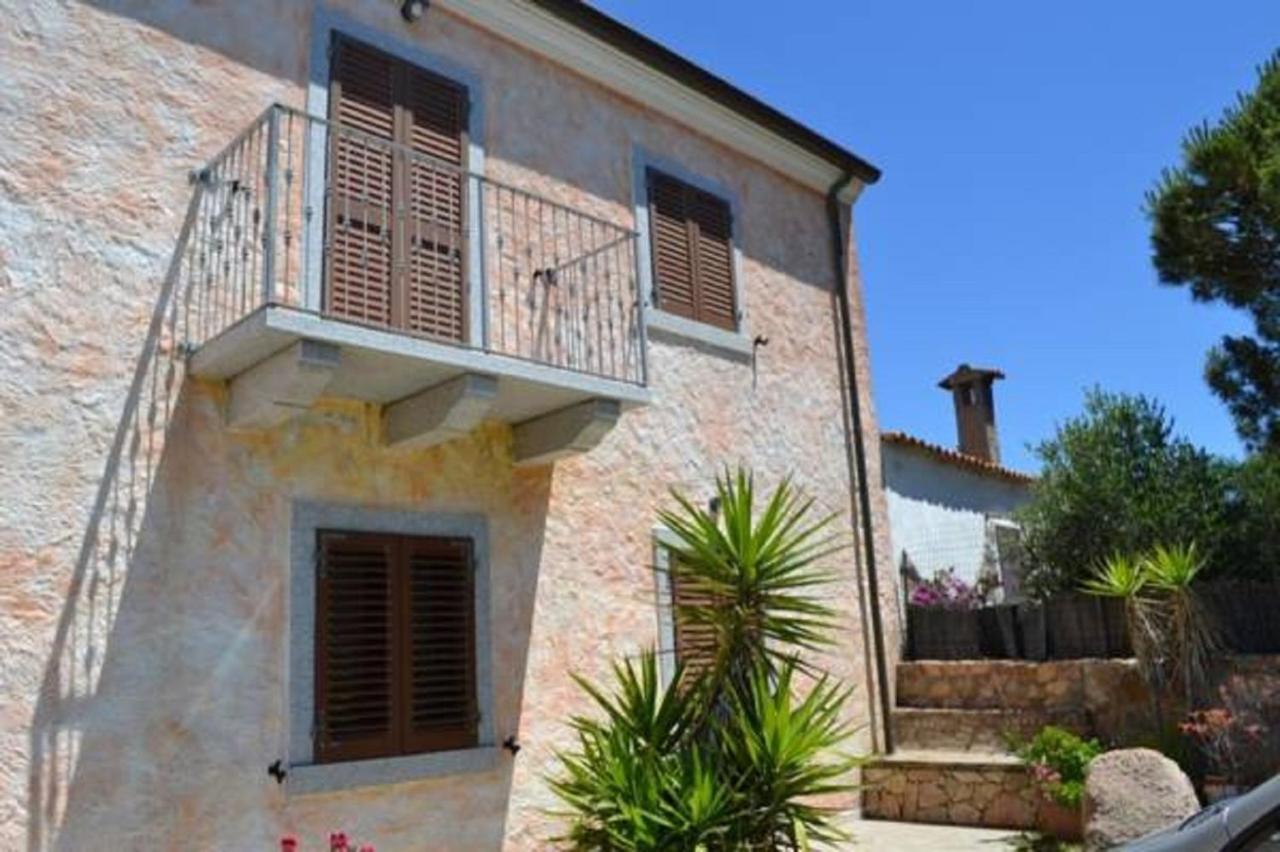 Agriturismo Lu Stabbiacciu Aglientu Esterno foto