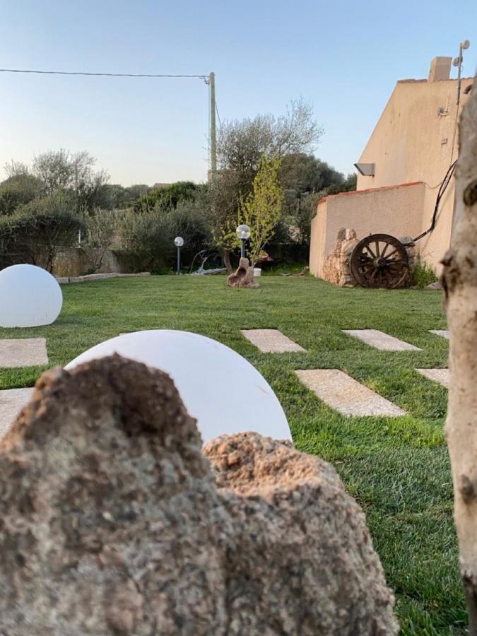 Agriturismo Lu Stabbiacciu Aglientu Esterno foto